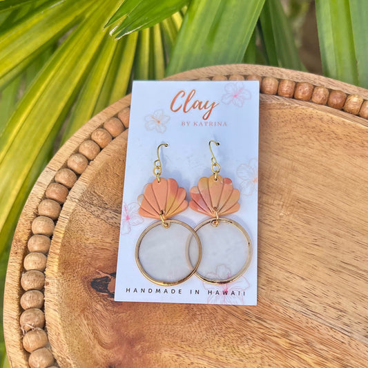 ORANGE SHELL DANGLE