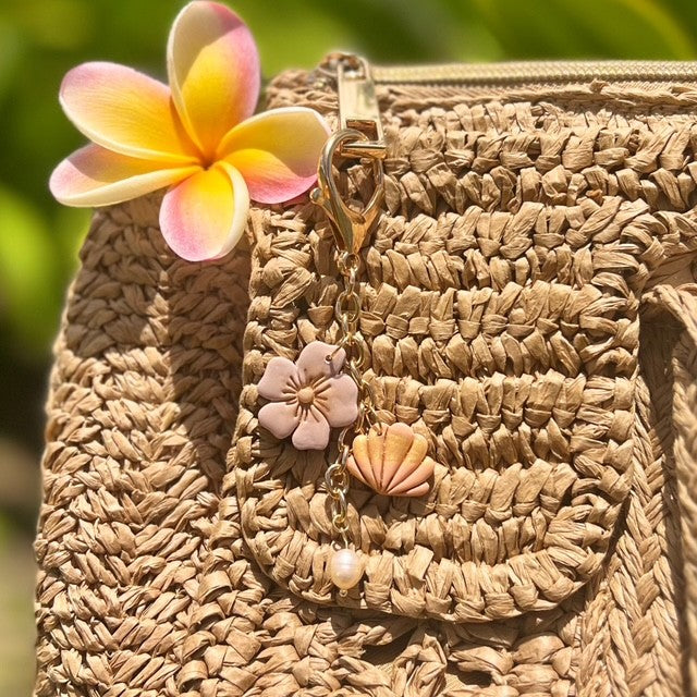 BAG CHARM - TAN/ORANGE
