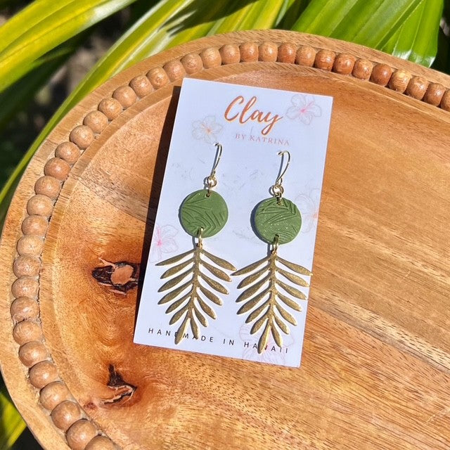 GREEN LEAF DANGLE