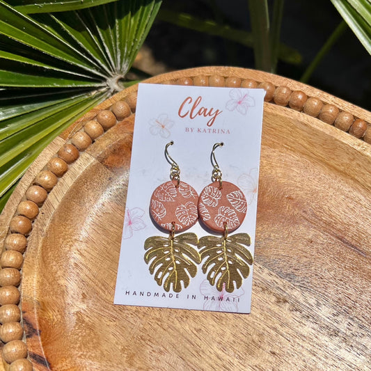 TERRA COTTA MONSTERA CHARM