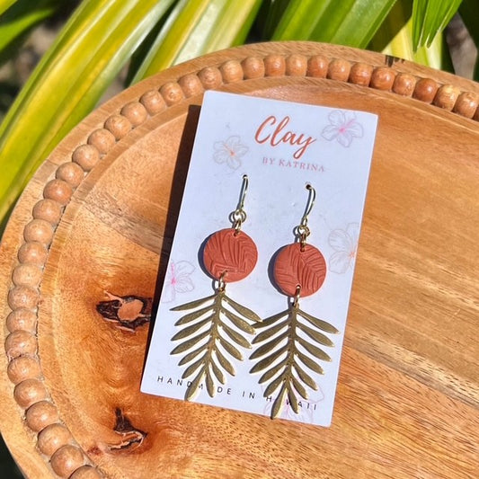 TERRA COTTA LEAF DANGLE