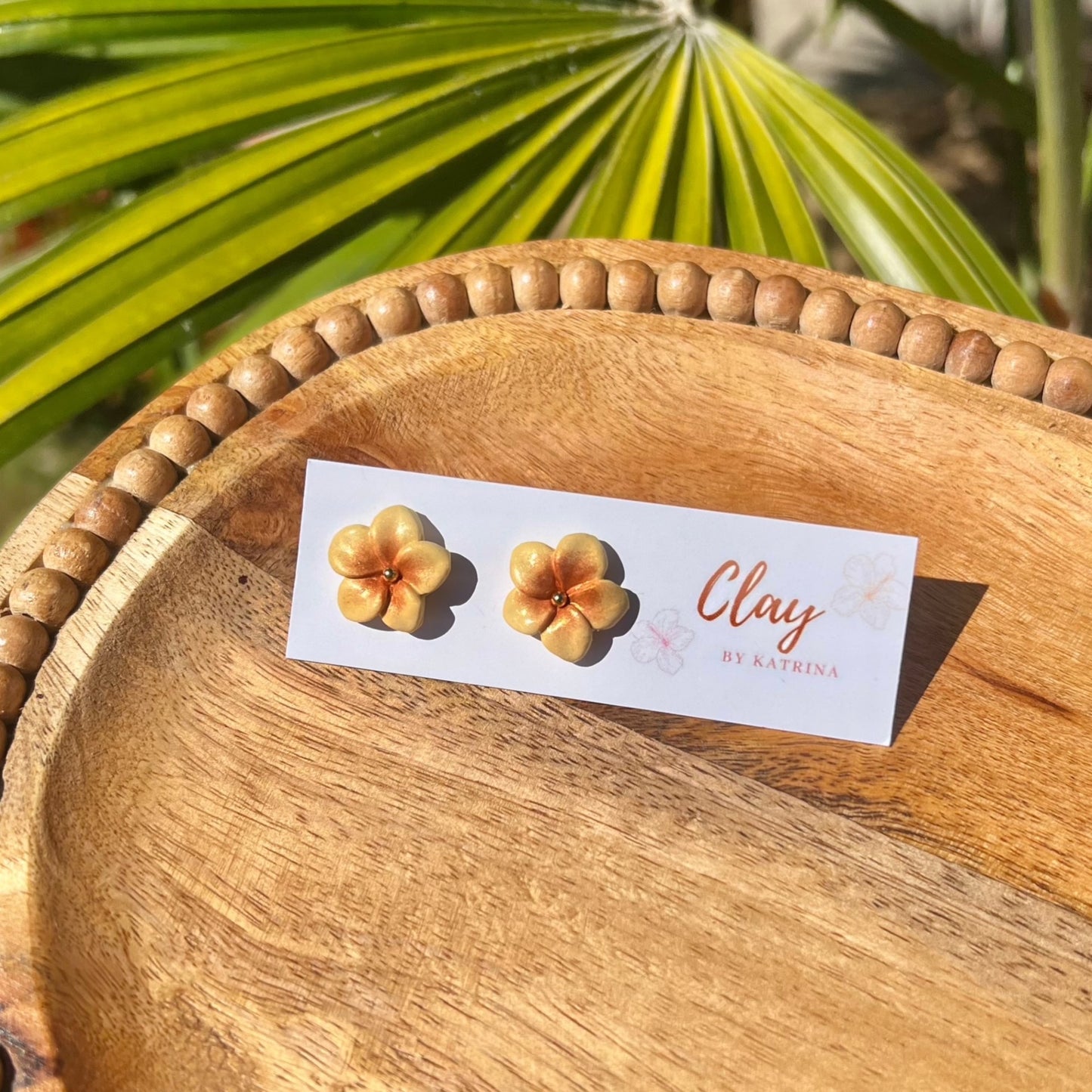 PLUMERIA STUD-yellow/orange