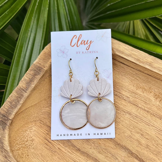 CREAM SHELL DANGLES