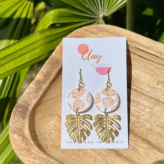 WHITE BEIGE MONSTERA CHARM