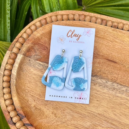 MONSTERA DANGLE - BLUE/WHITE