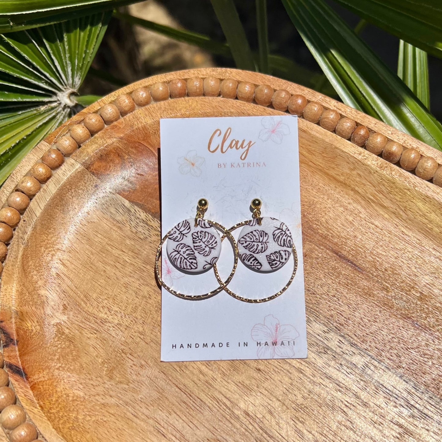 WHITE/BLACK MONSTERA (TEXTURED) HOOP