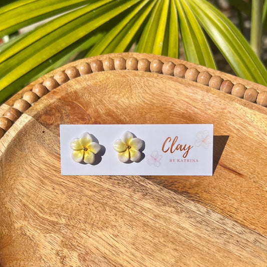 PLUMERIA STUD-white/yellow