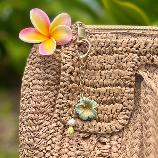 BAG CHARM - GRN HIBISCUS