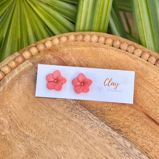 PLUMERIA STUD - lt pink